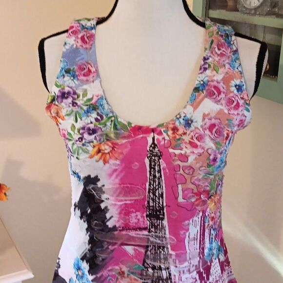 Fantasia Tunic Top - Picture 2 of 10